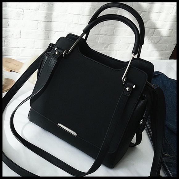 #NEW BERLIN Handbag B - Picture 2 of 8